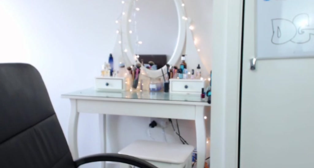 SophiaSilver video thumbnail