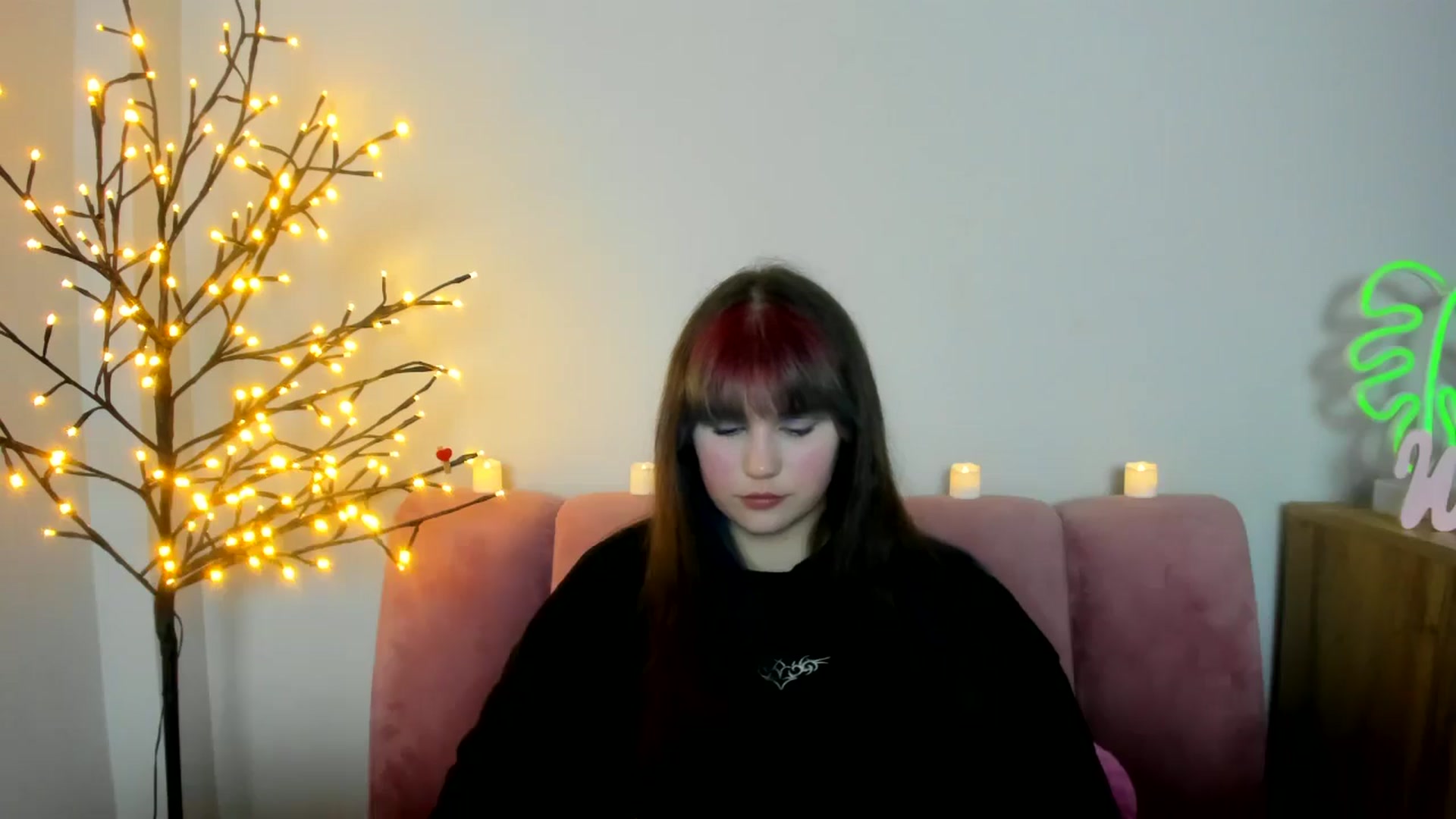 ChloeQueen video thumbnail