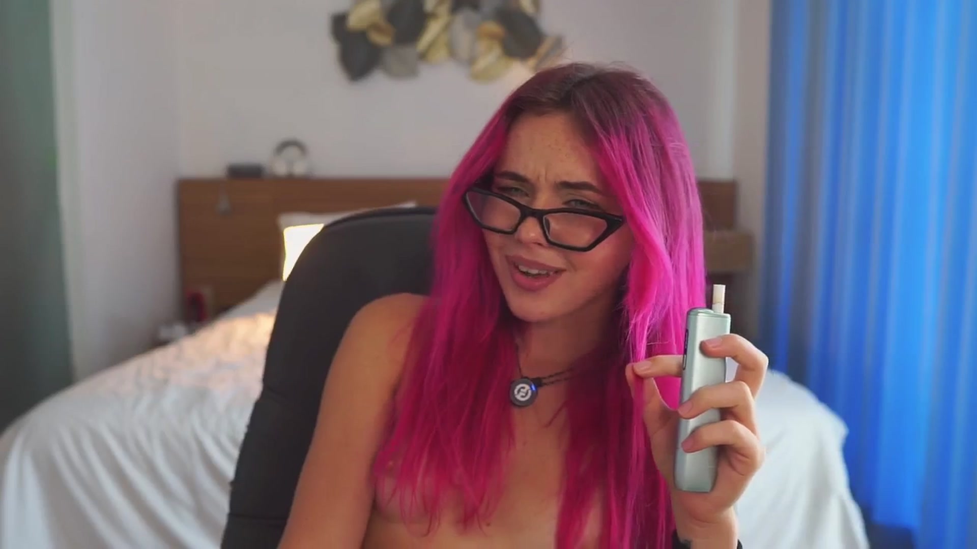Sarah_Pink video thumbnail