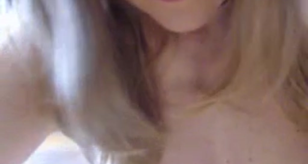 JustLily video thumbnail