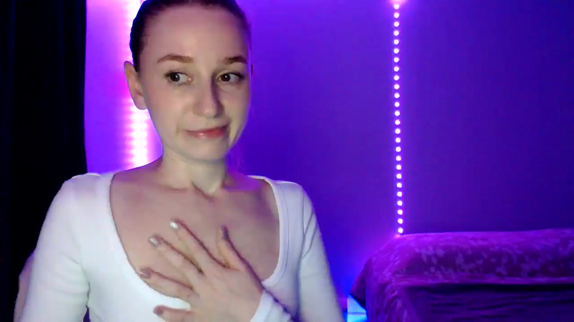 PetitAnge_ video thumbnail