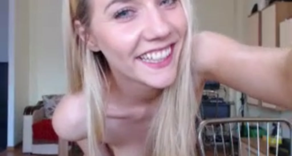 AnyaHott video thumbnail