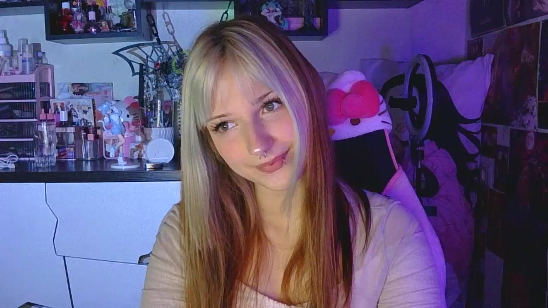 VladaMoon video thumbnail