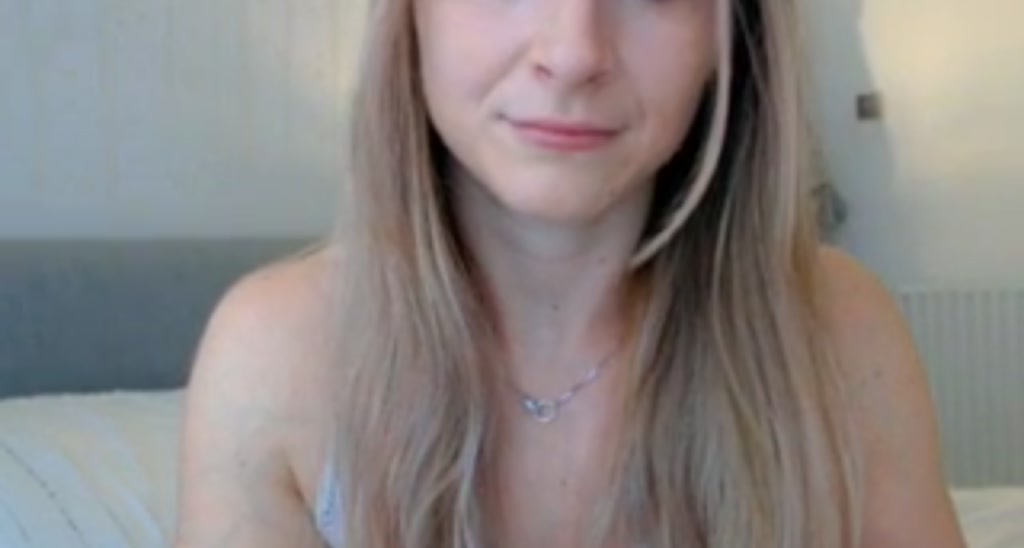 Sarah_Louise_ video thumbnail