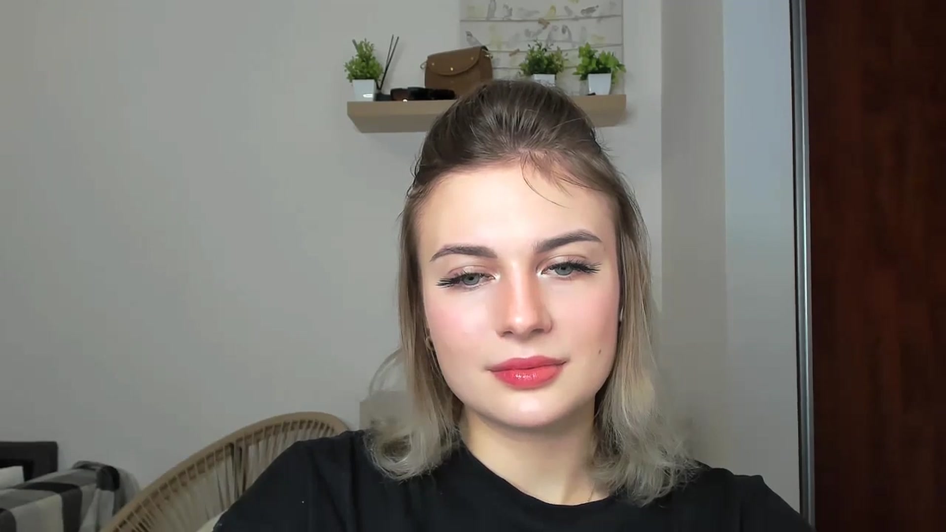 EarlyyBird video thumbnail