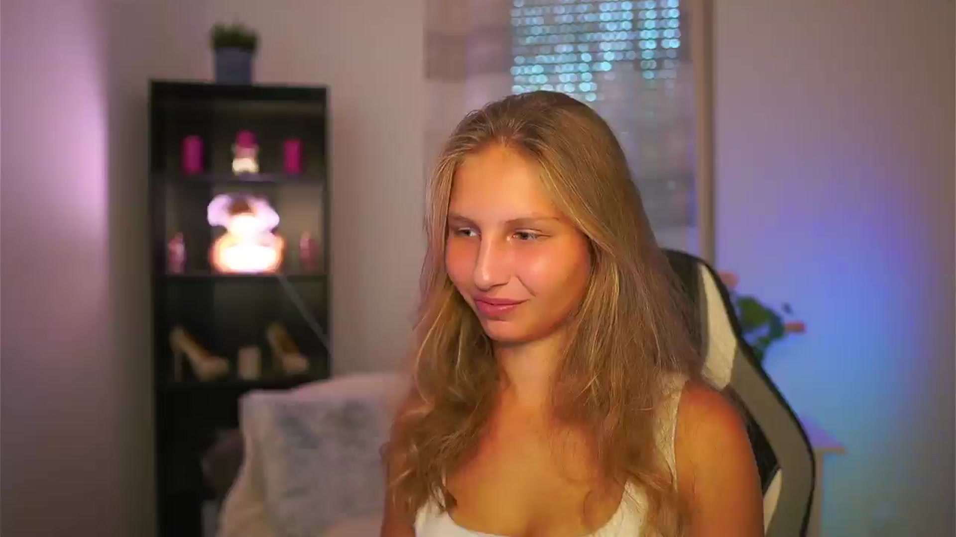 Emmie_murray video thumbnail