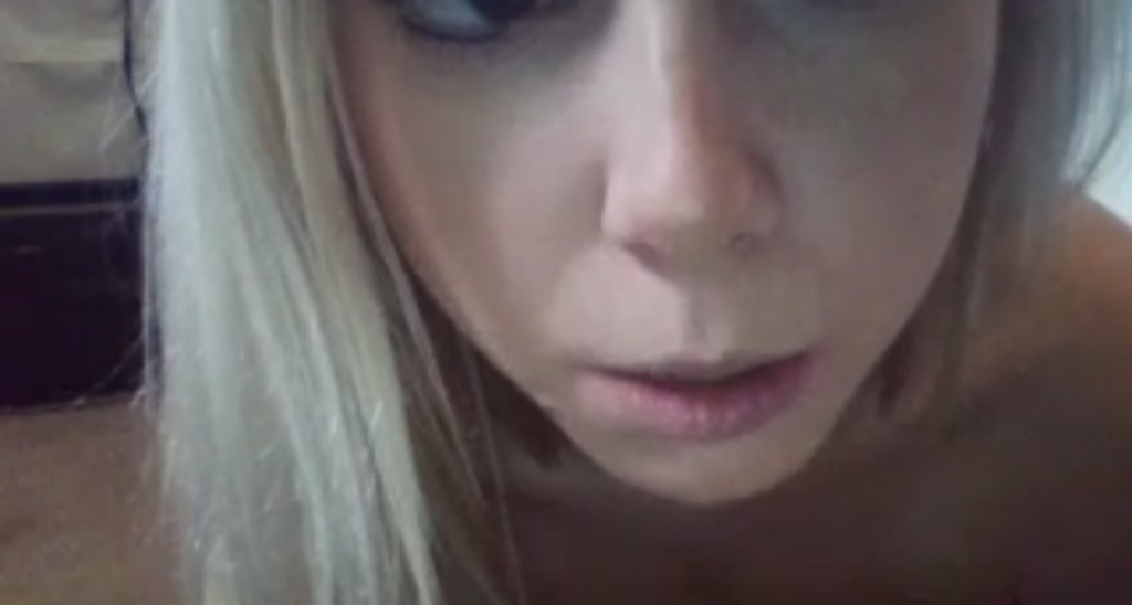 MiniMariah video thumbnail