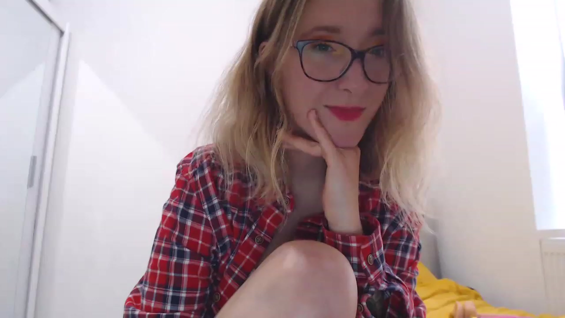 CutieCinnamon video thumbnail