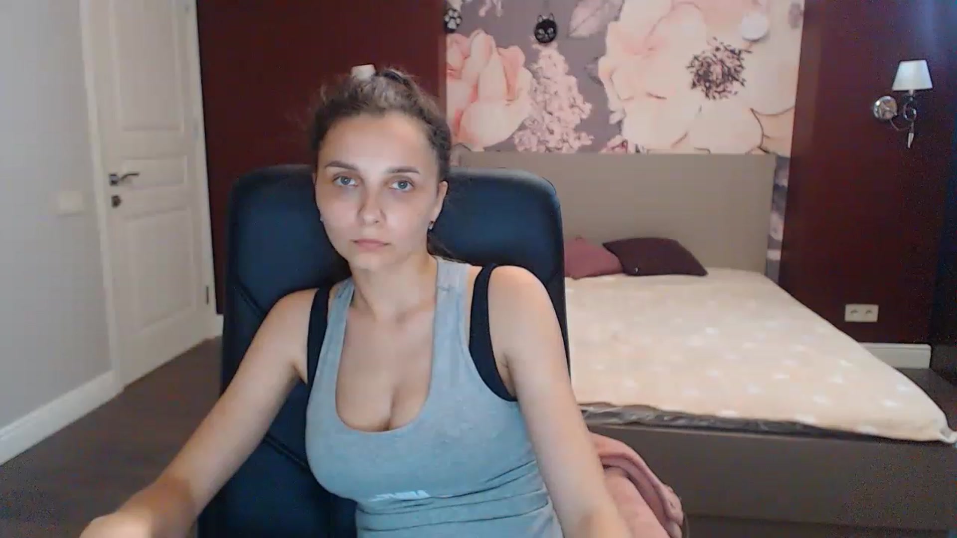 Karina_Mils video thumbnail
