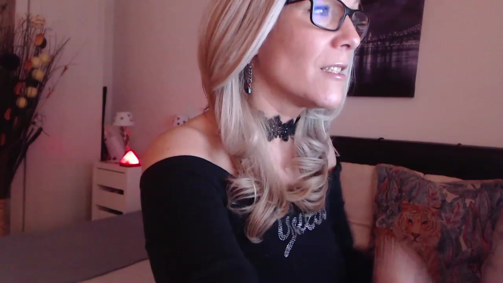 Reeya71 video thumbnail