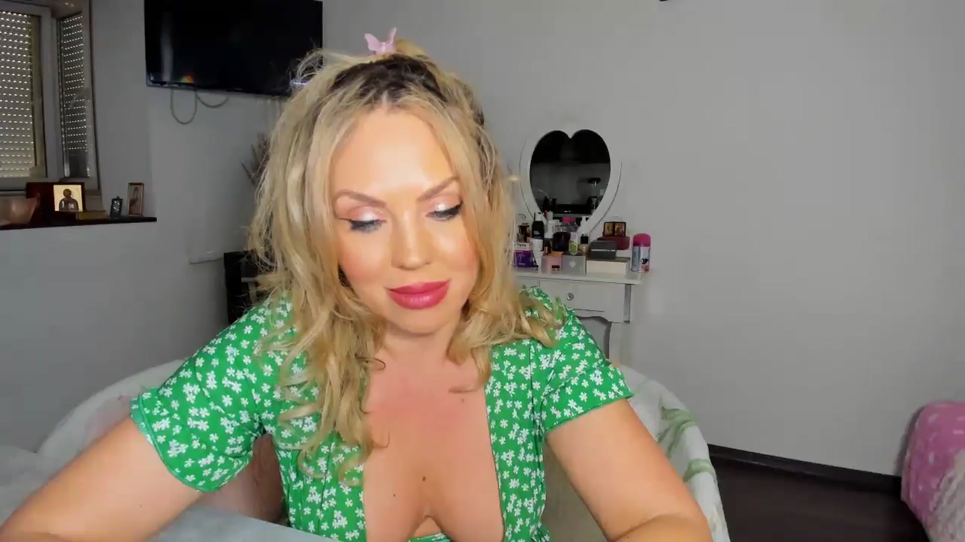 MISS_JOY99 video thumbnail
