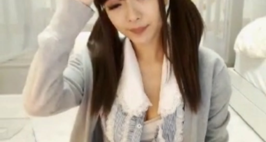 XxMayuka video thumbnail