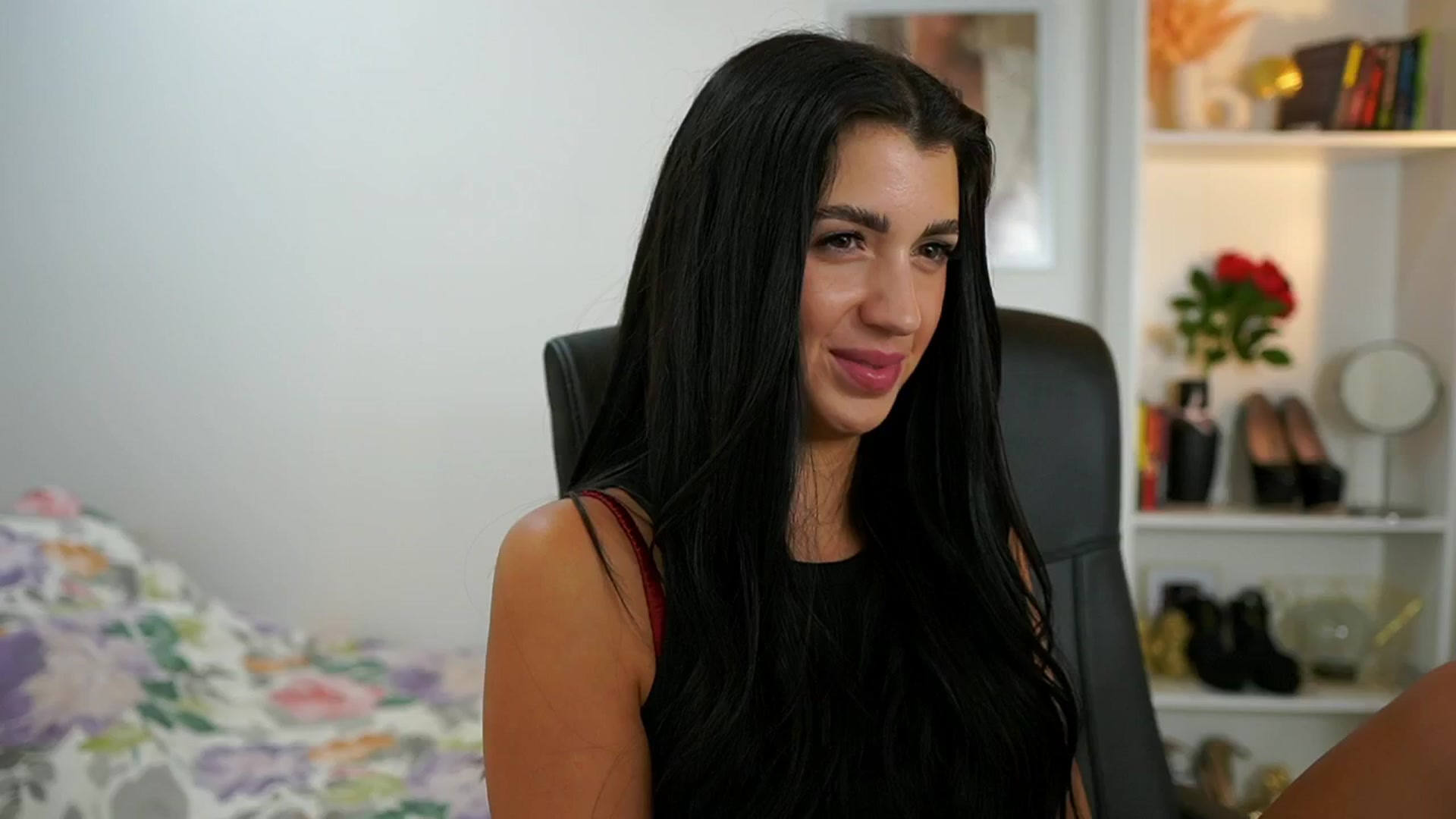 Julia_Roca video thumbnail