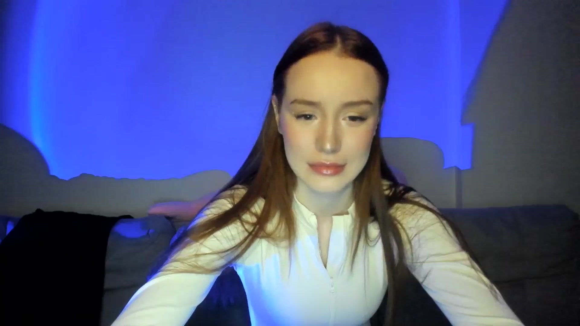 IsabellRrose video thumbnail