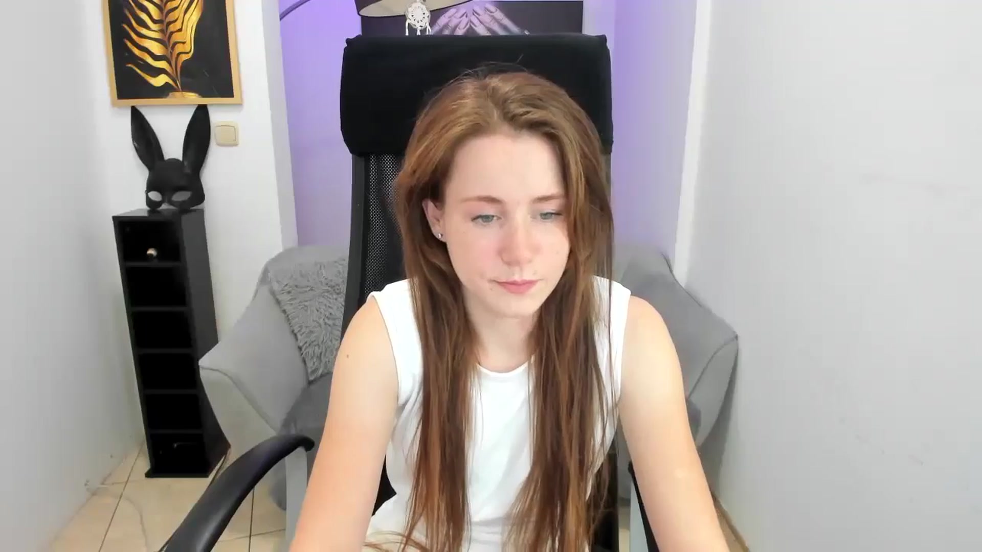 Moonshinee video thumbnail