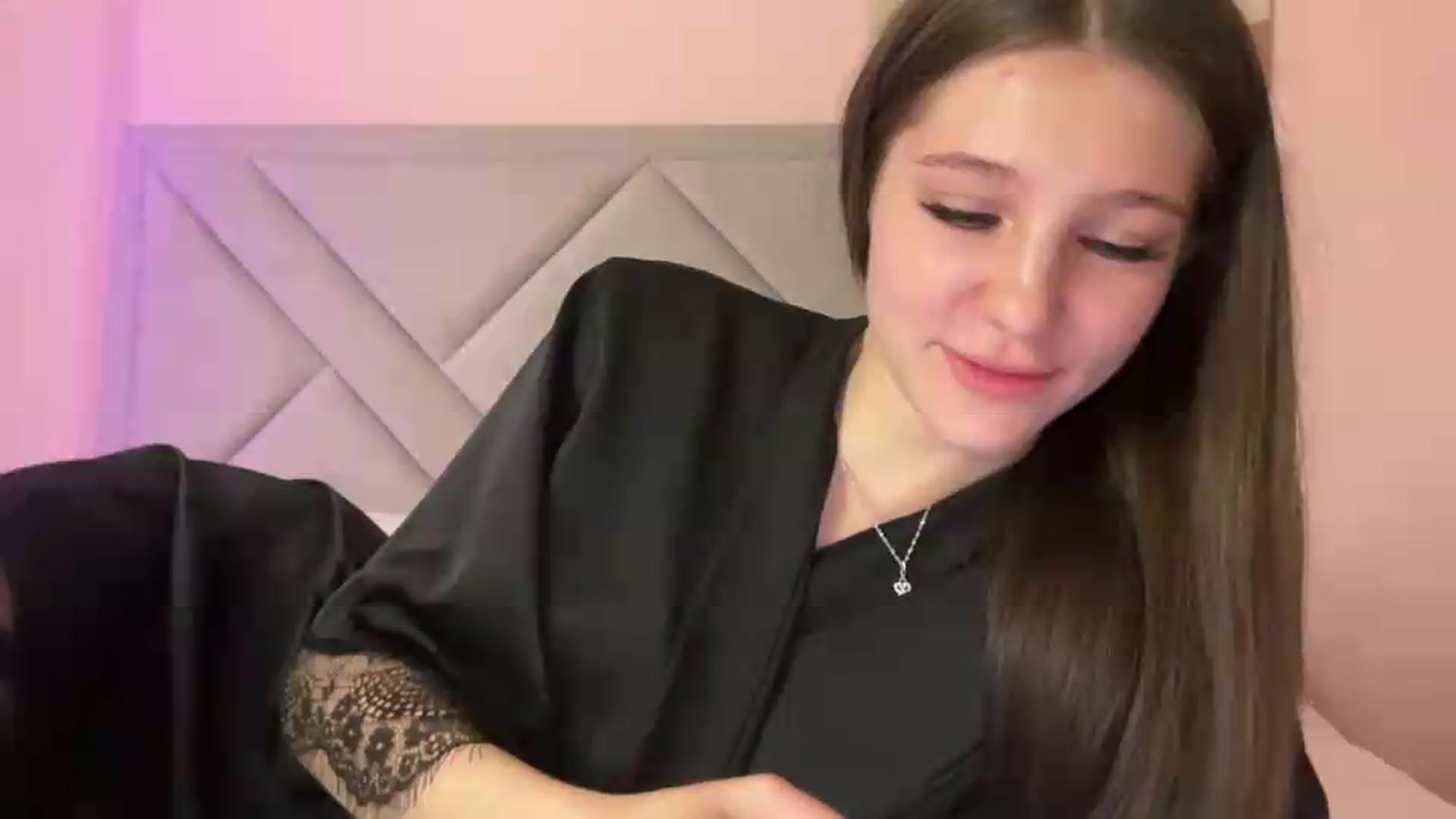 MariRi video thumbnail