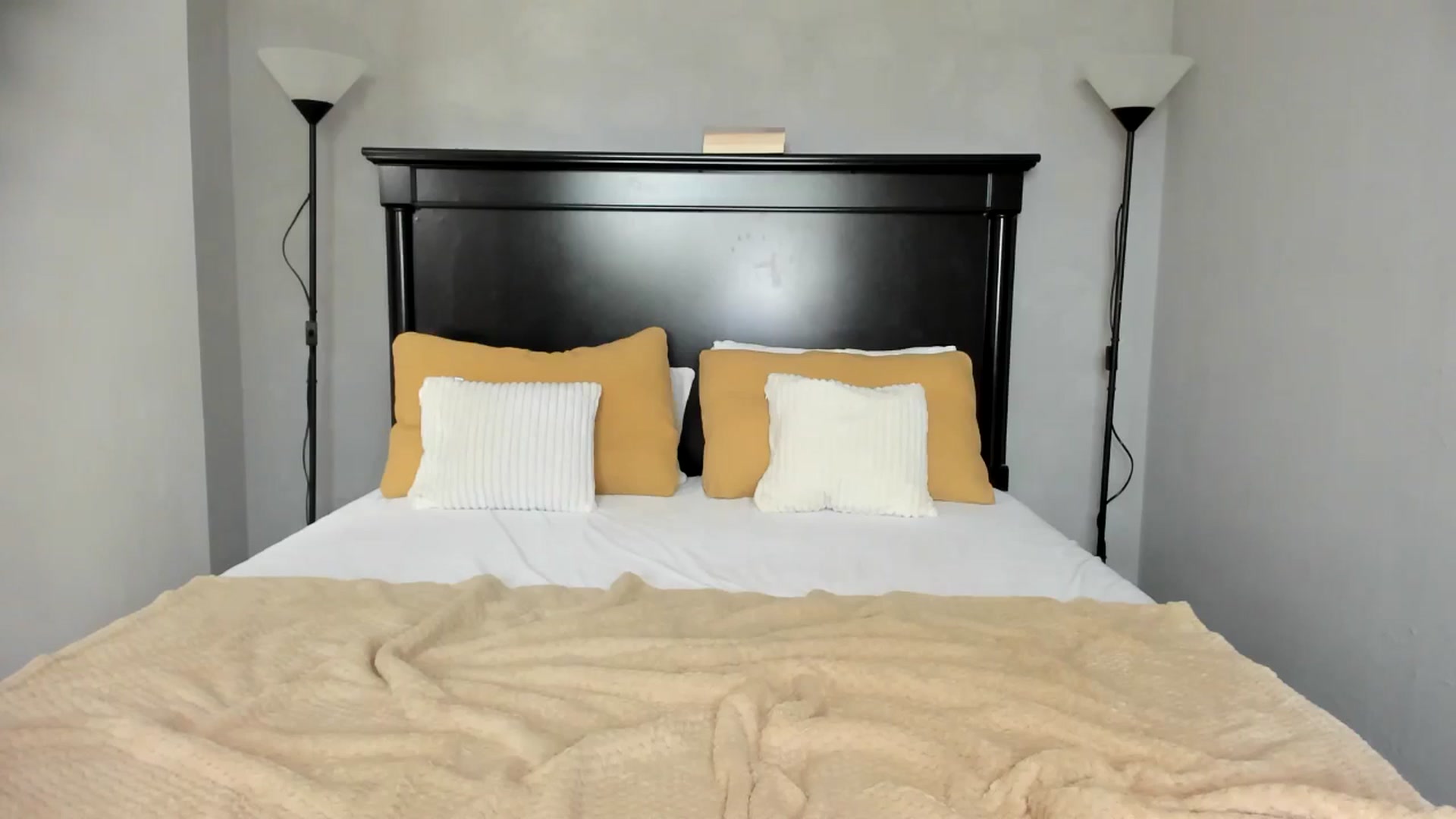 Carollyne_ video thumbnail