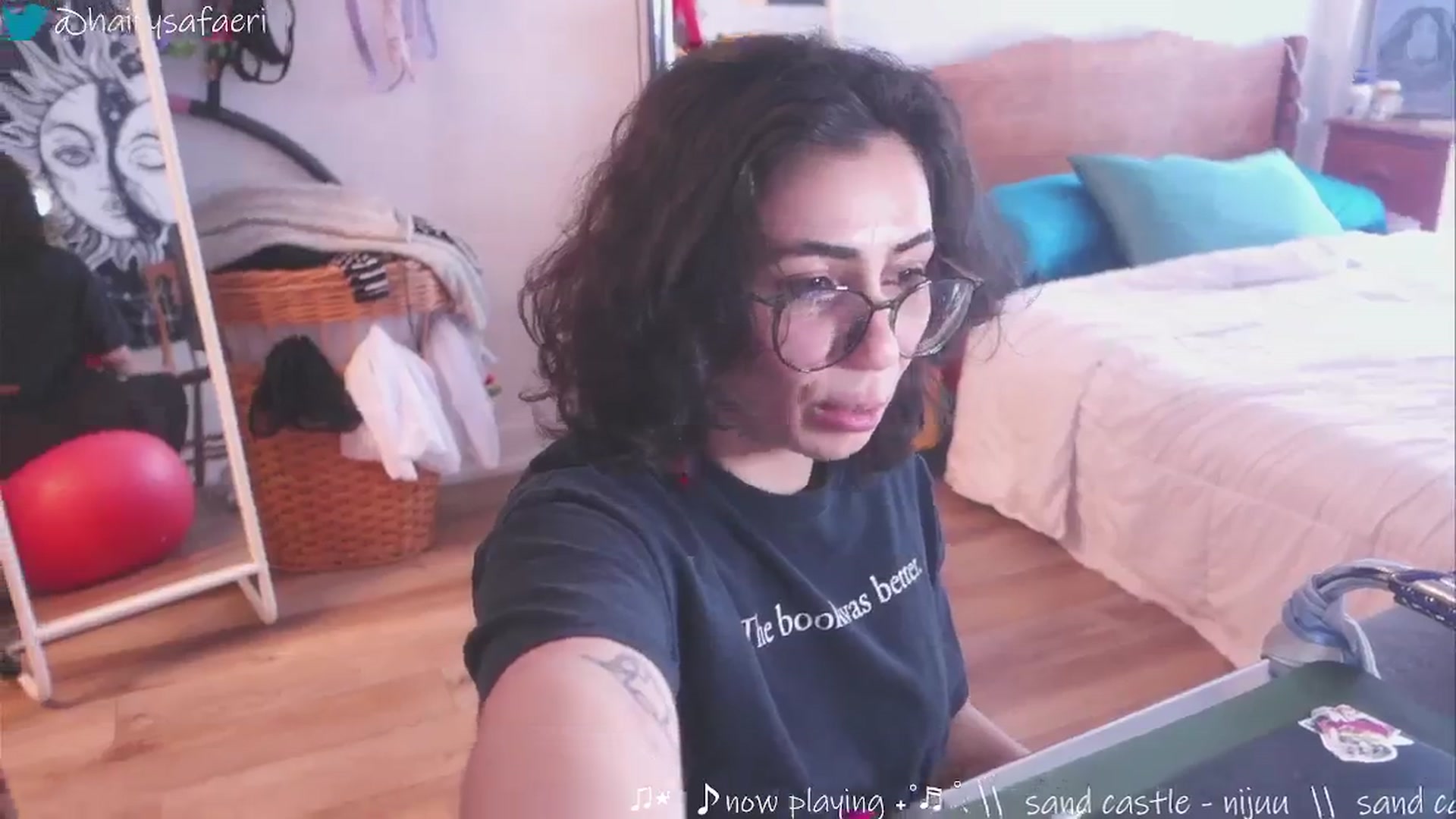 HairySafaeri video thumbnail