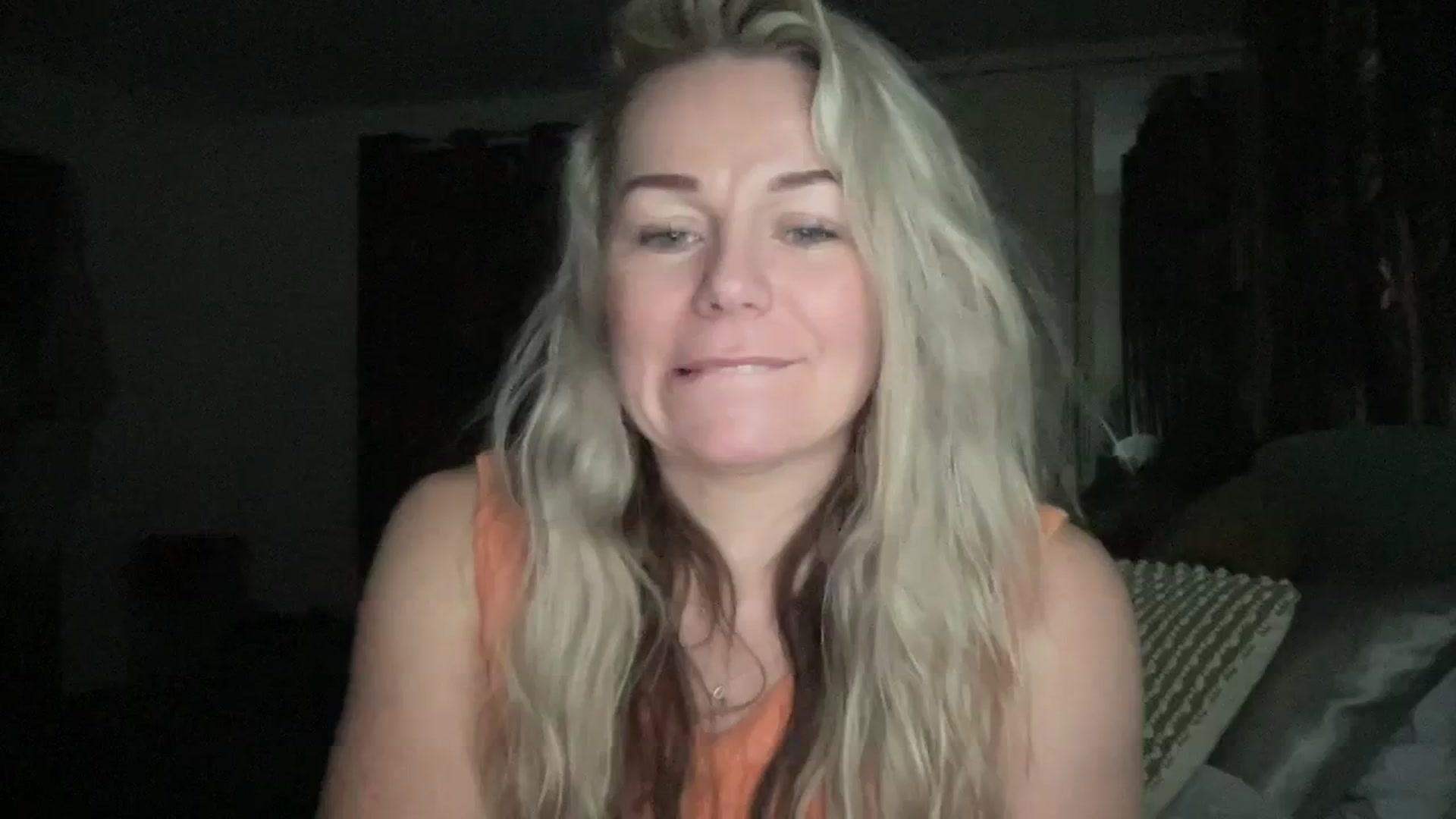 LaraLaughs video thumbnail