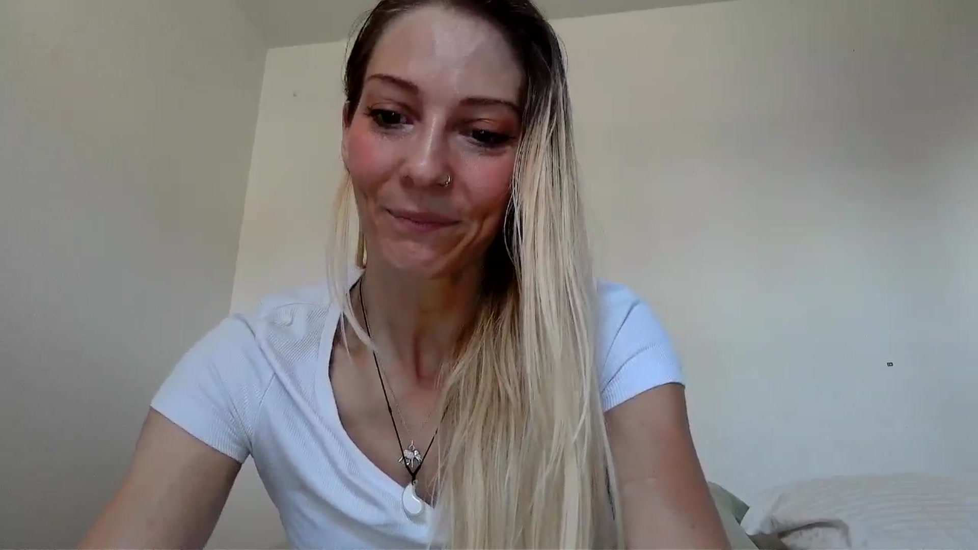 Leeleigh1 video thumbnail