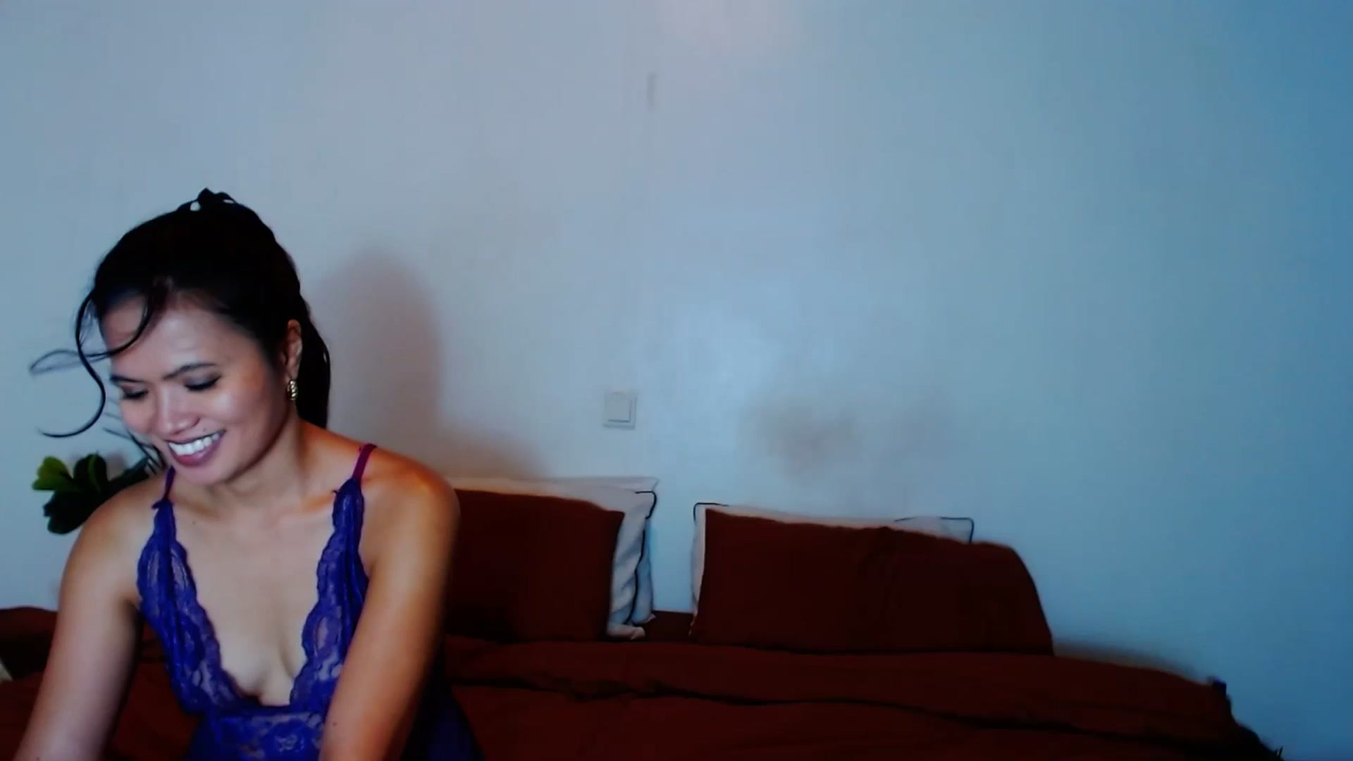 SweetOne_4u video thumbnail