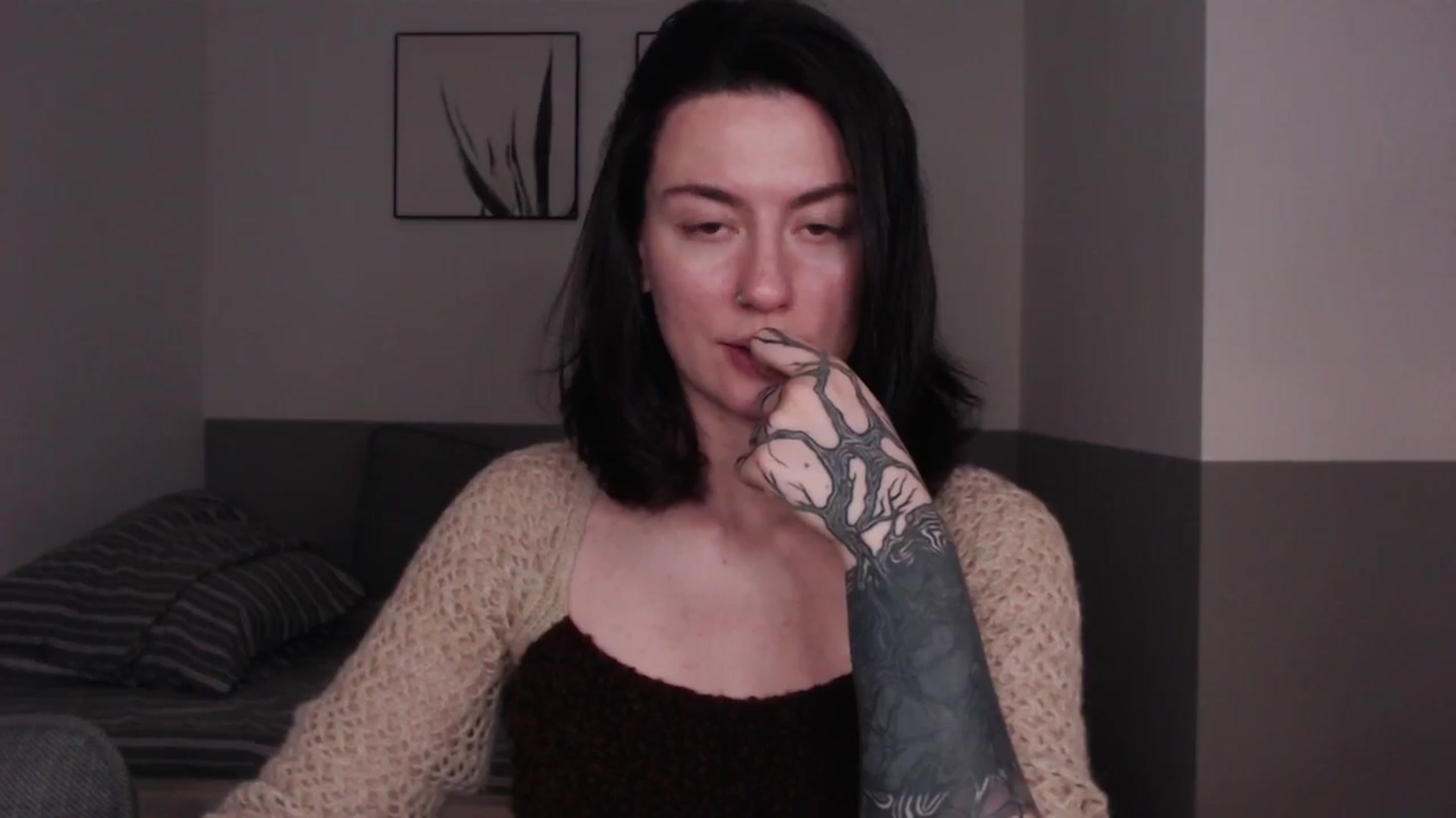 HeyAriel video thumbnail