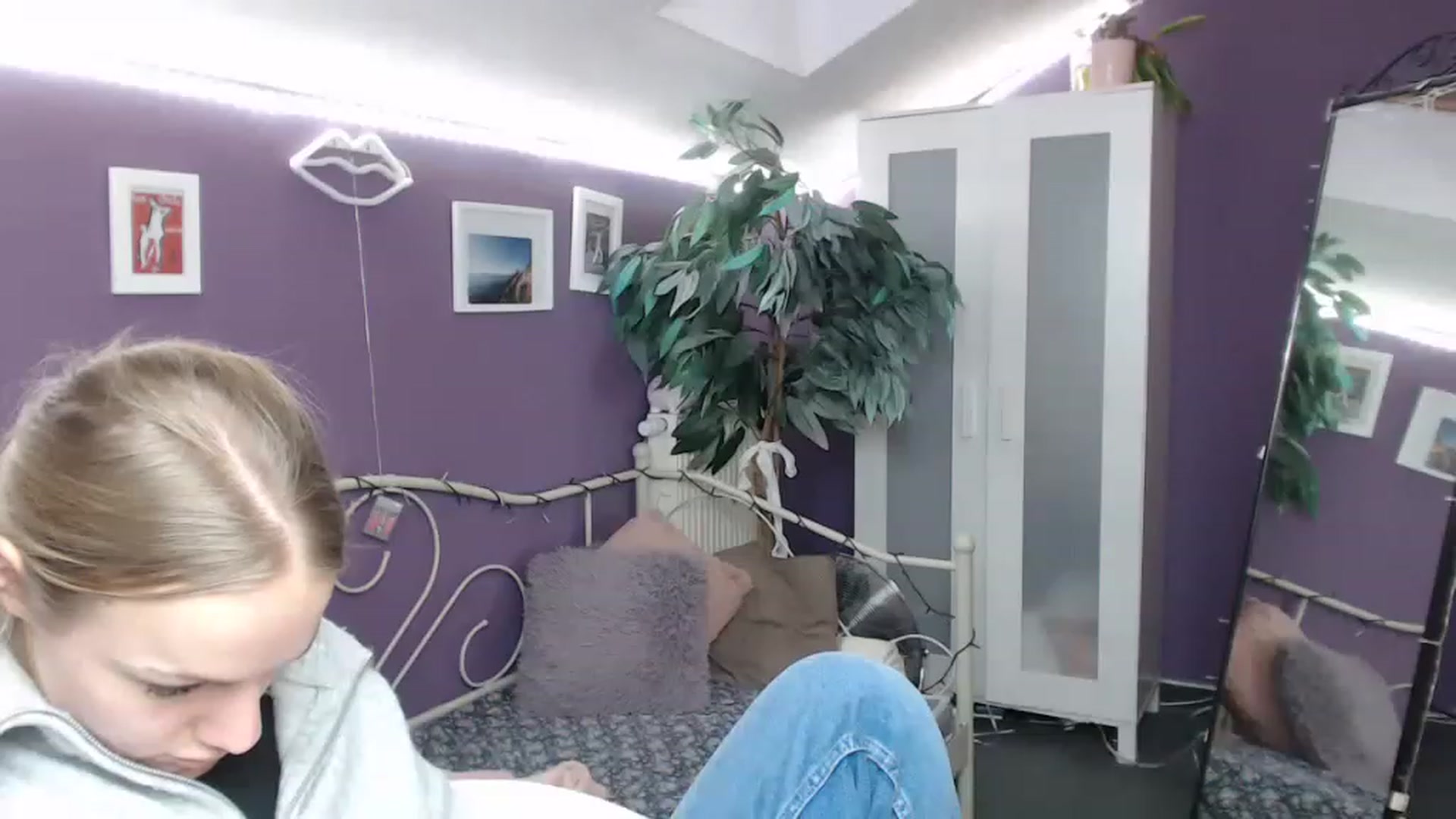 JoanQueen video thumbnail