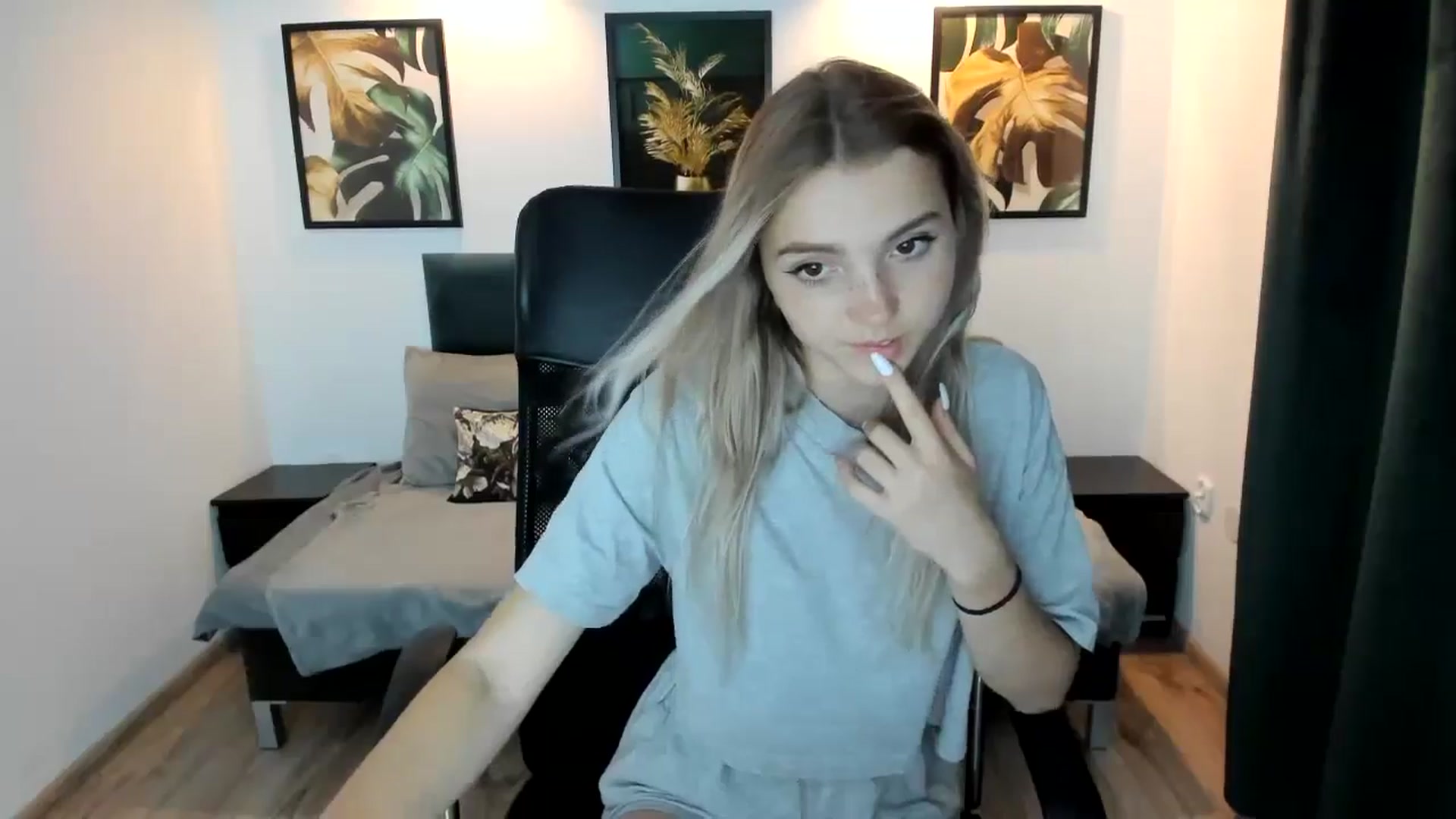Daisyy video thumbnail