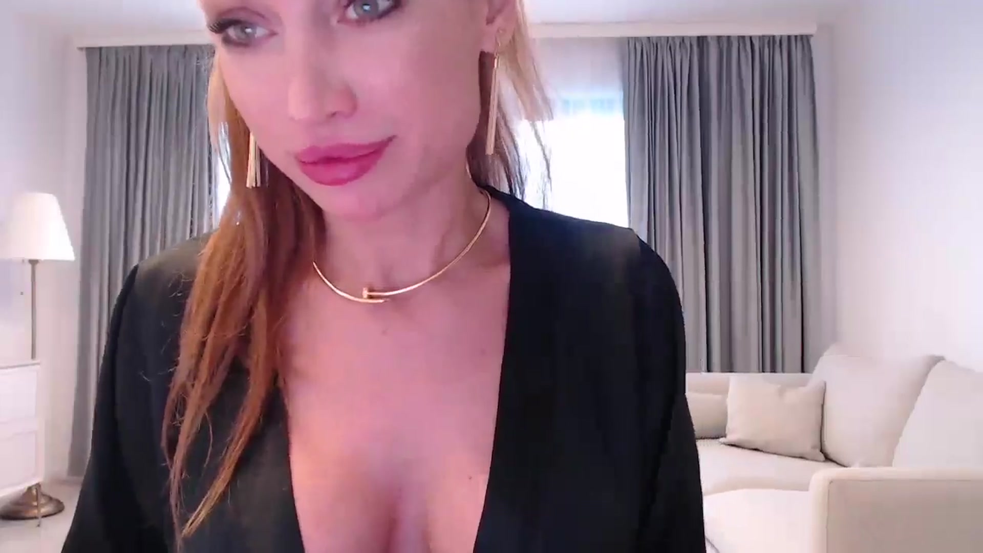 Anayys video thumbnail