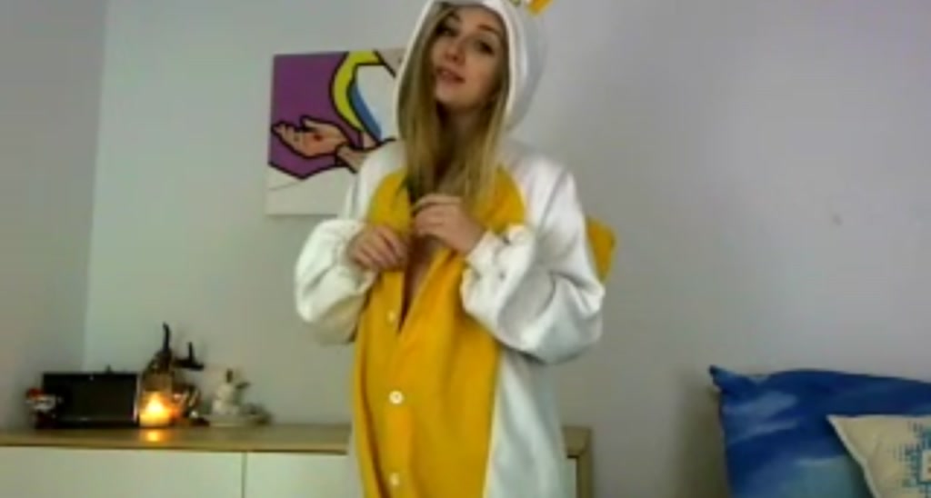 SweetDee video thumbnail