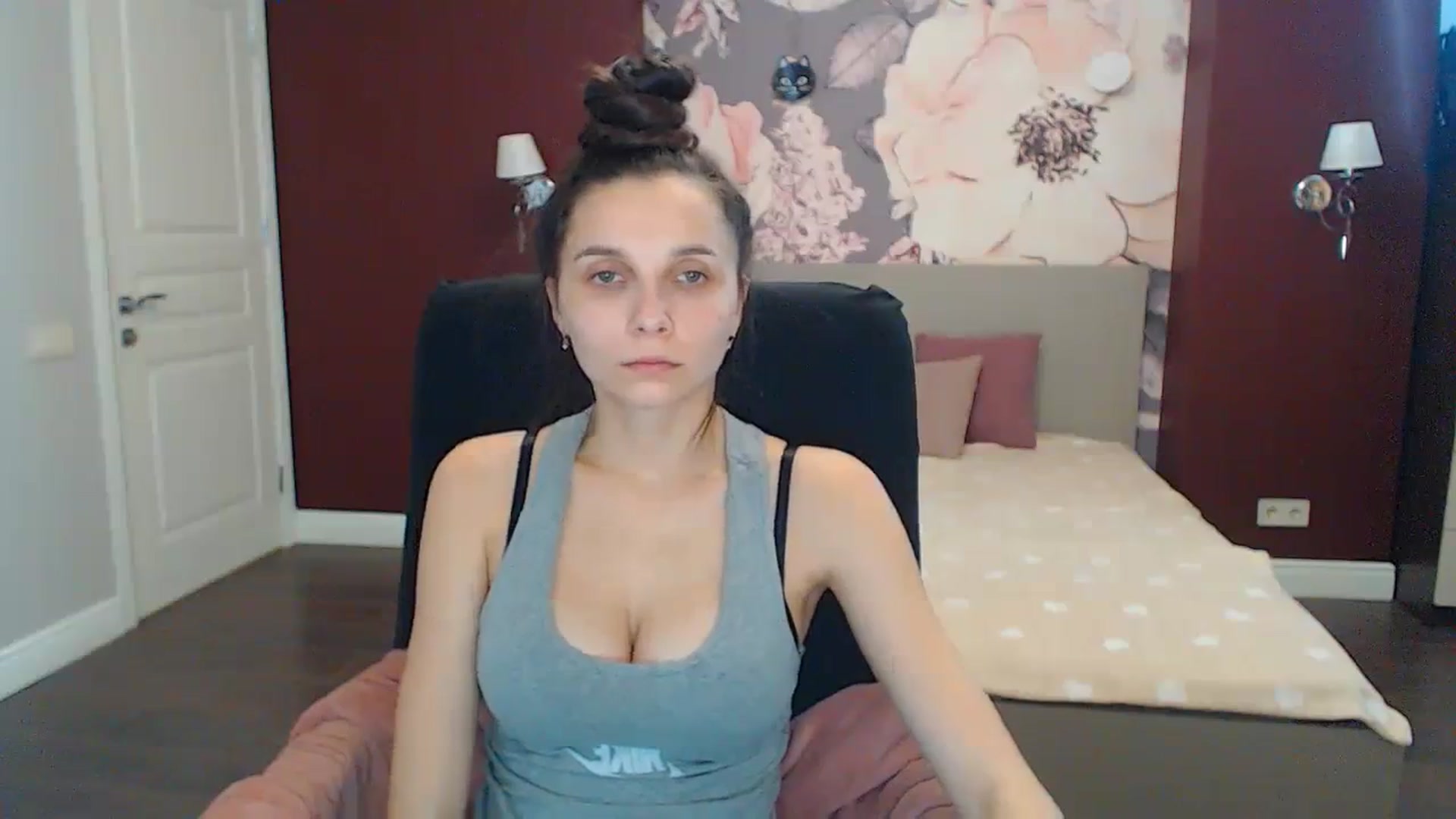 Karina_Mils video thumbnail