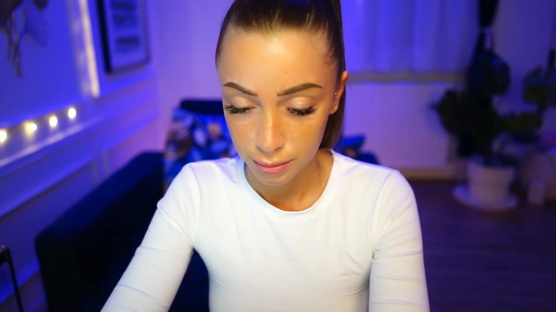 emma_ruby video thumbnail