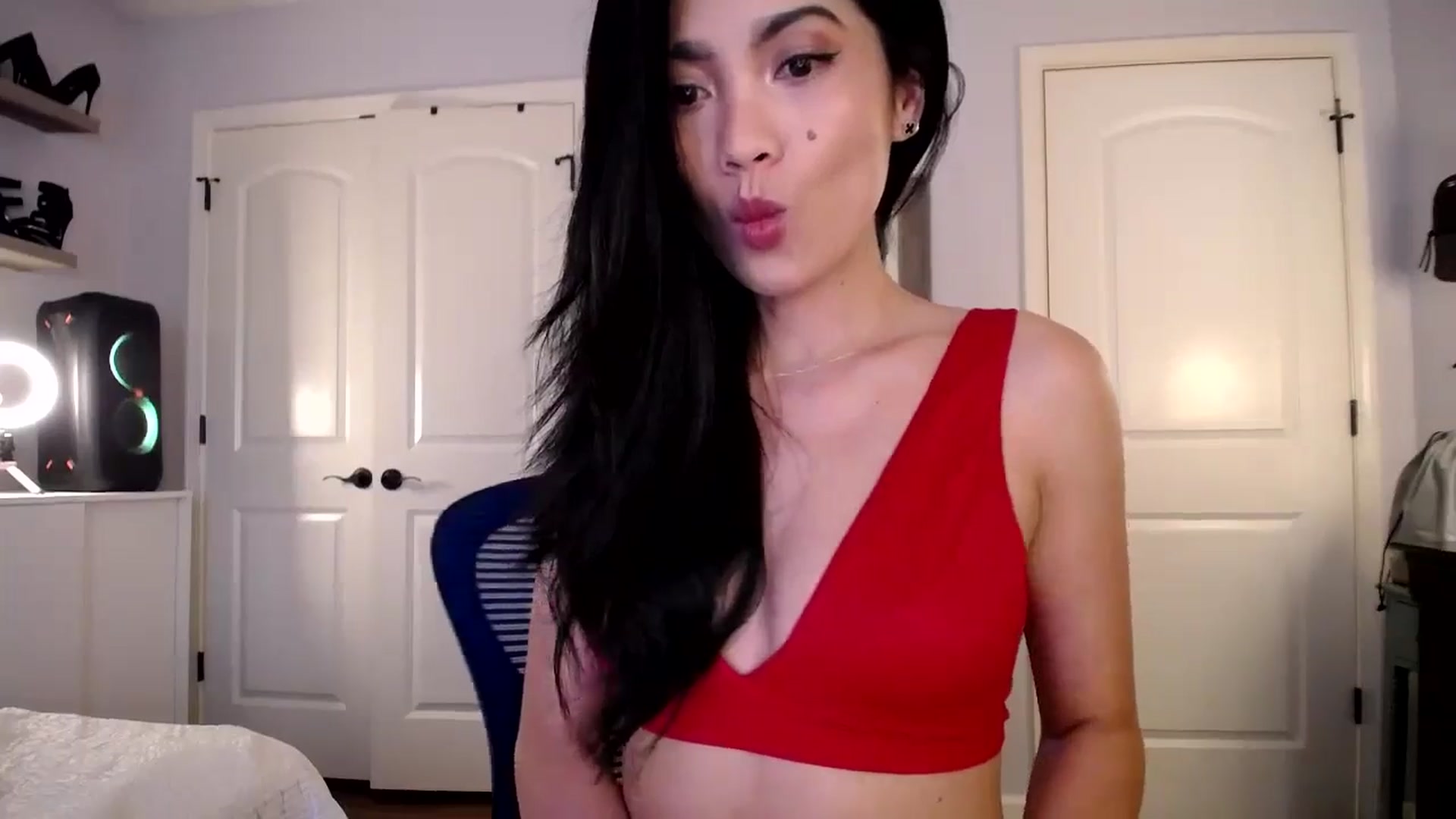 AsianLuv_4U video thumbnail