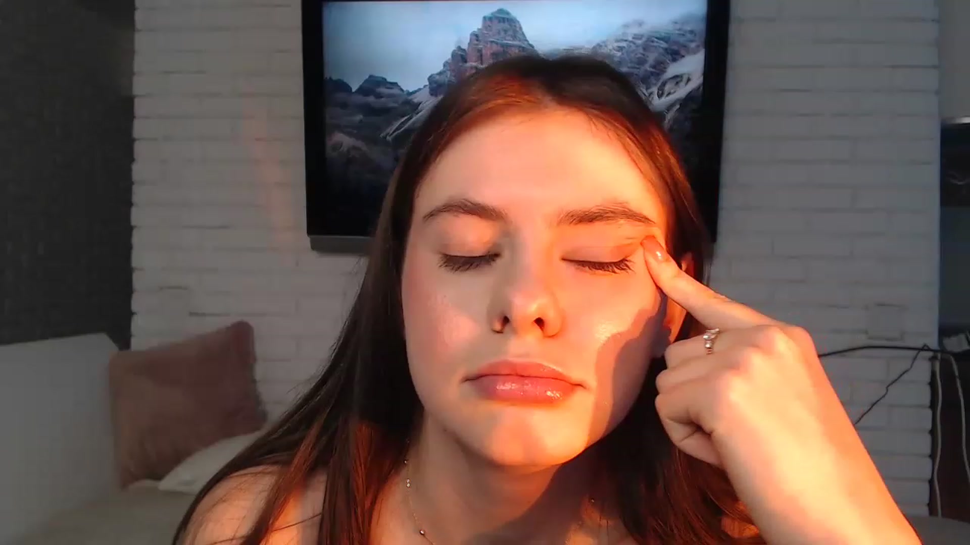 ZoeMI video thumbnail