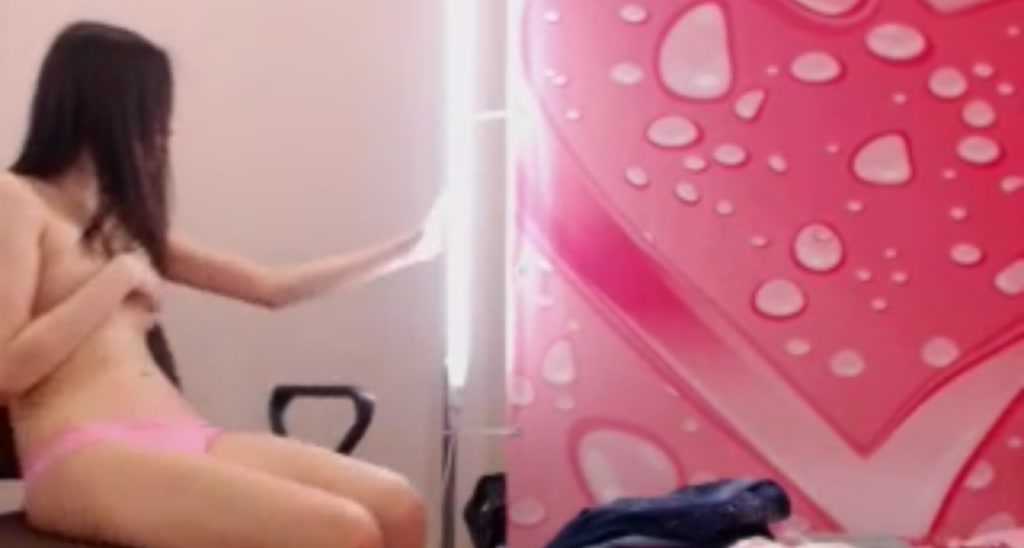 Malu_Here video thumbnail
