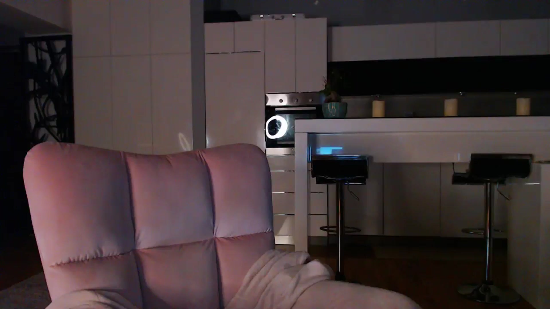 D_y_y video thumbnail
