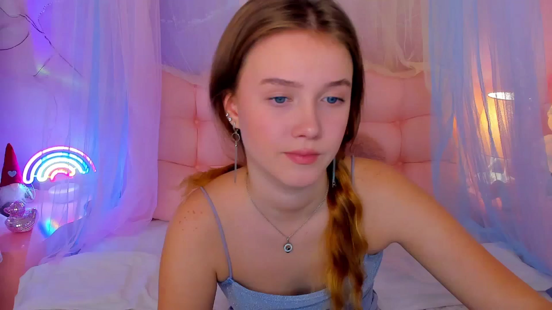 Beatrizz video thumbnail