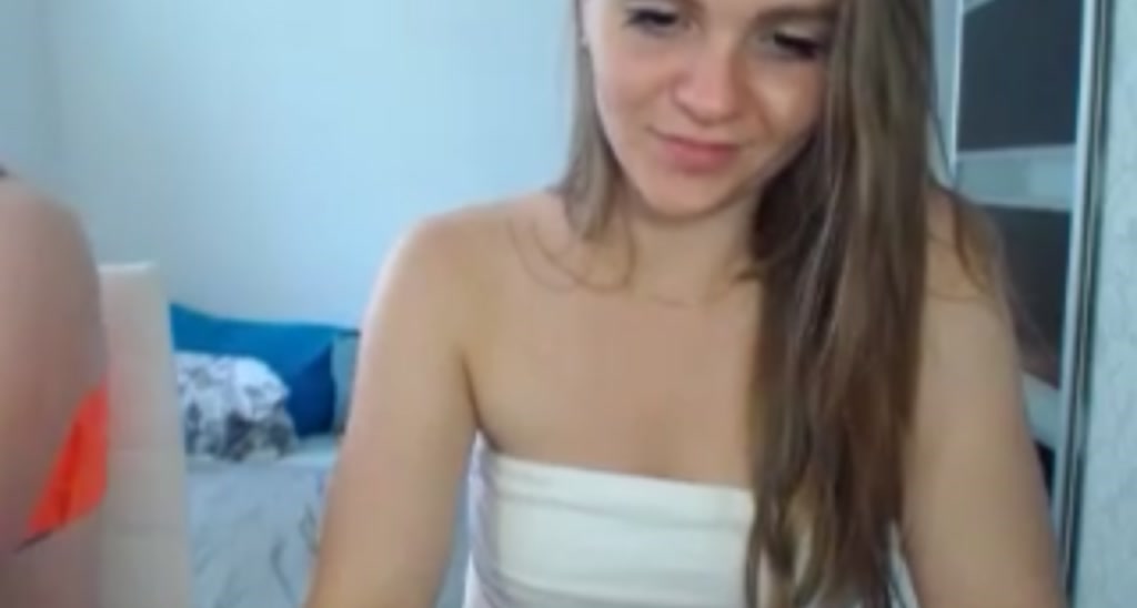 Good2Kisss video thumbnail