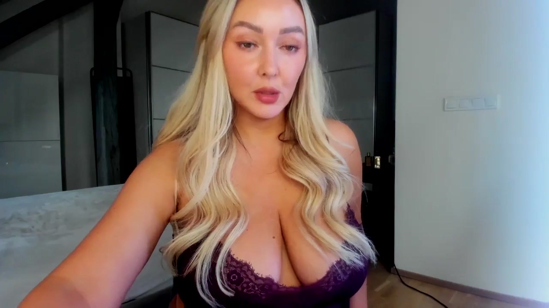 Mi_Ha video thumbnail