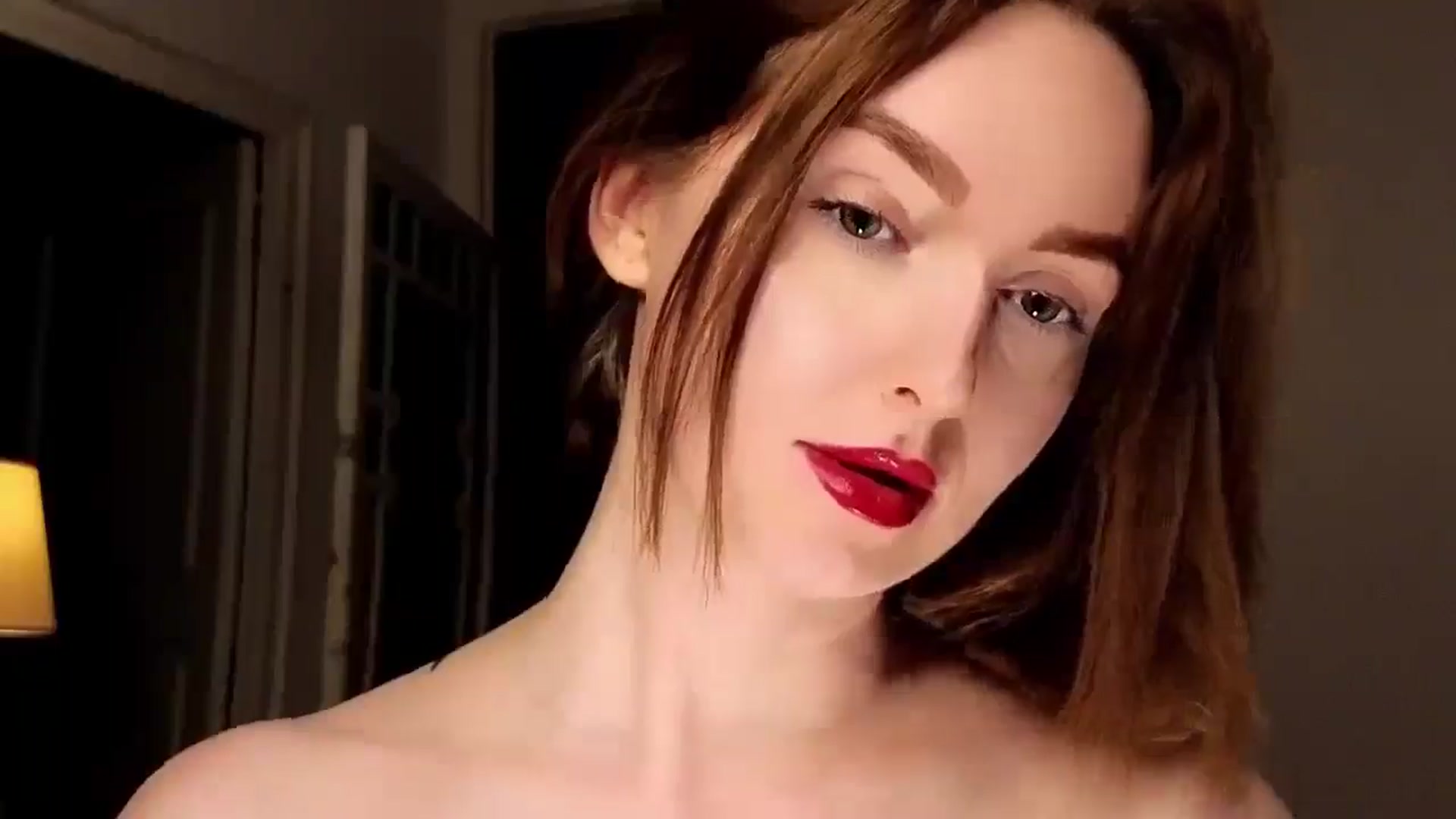 Red_Lips_Girl video thumbnail