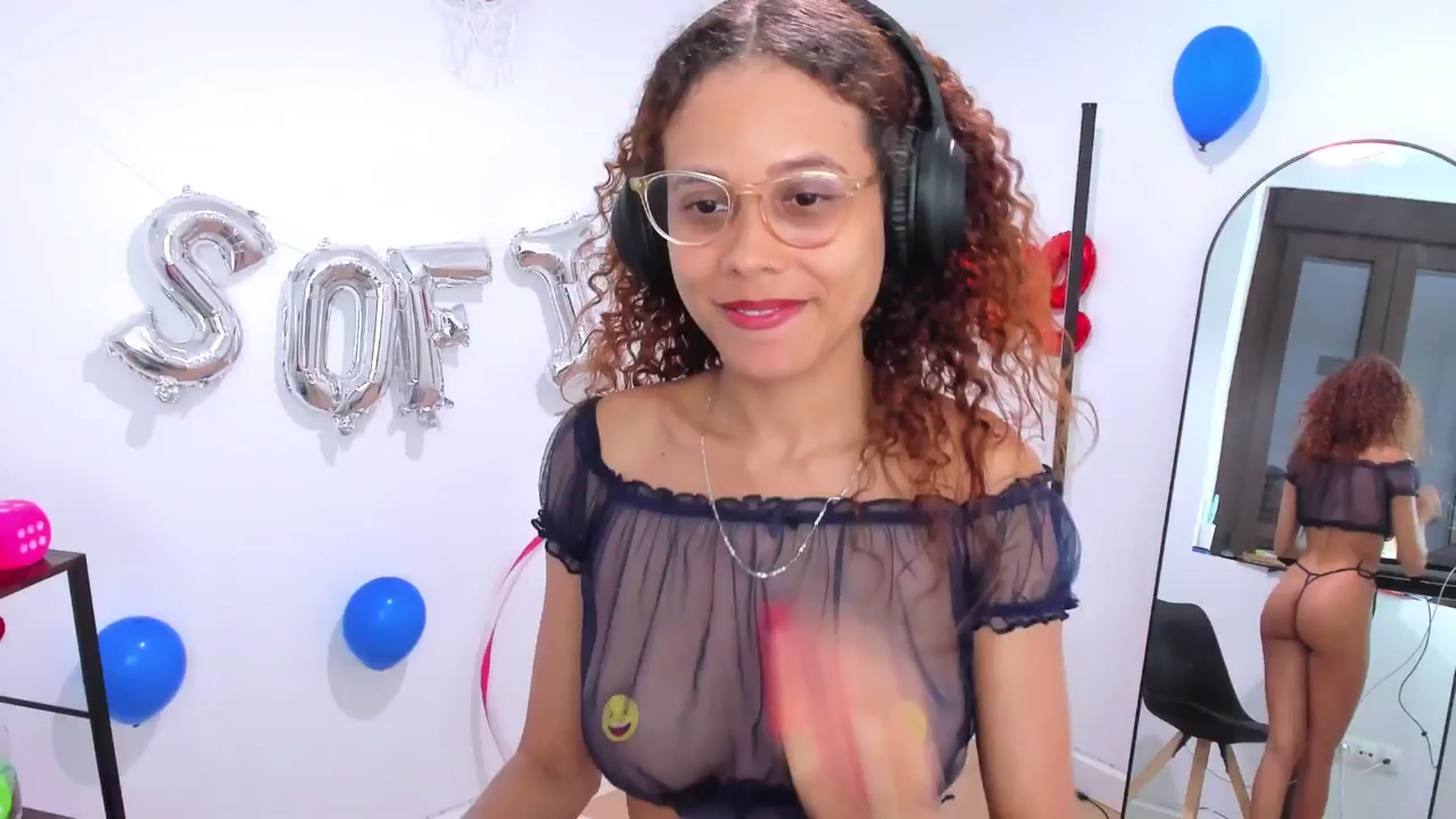 pamela_land video thumbnail