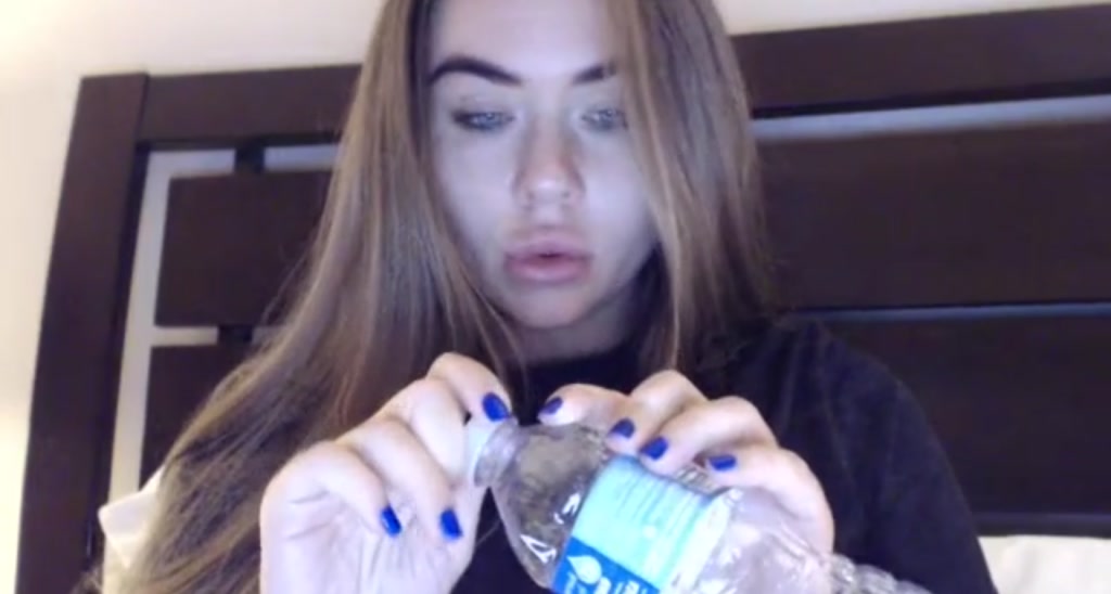 Linda_0nline video thumbnail