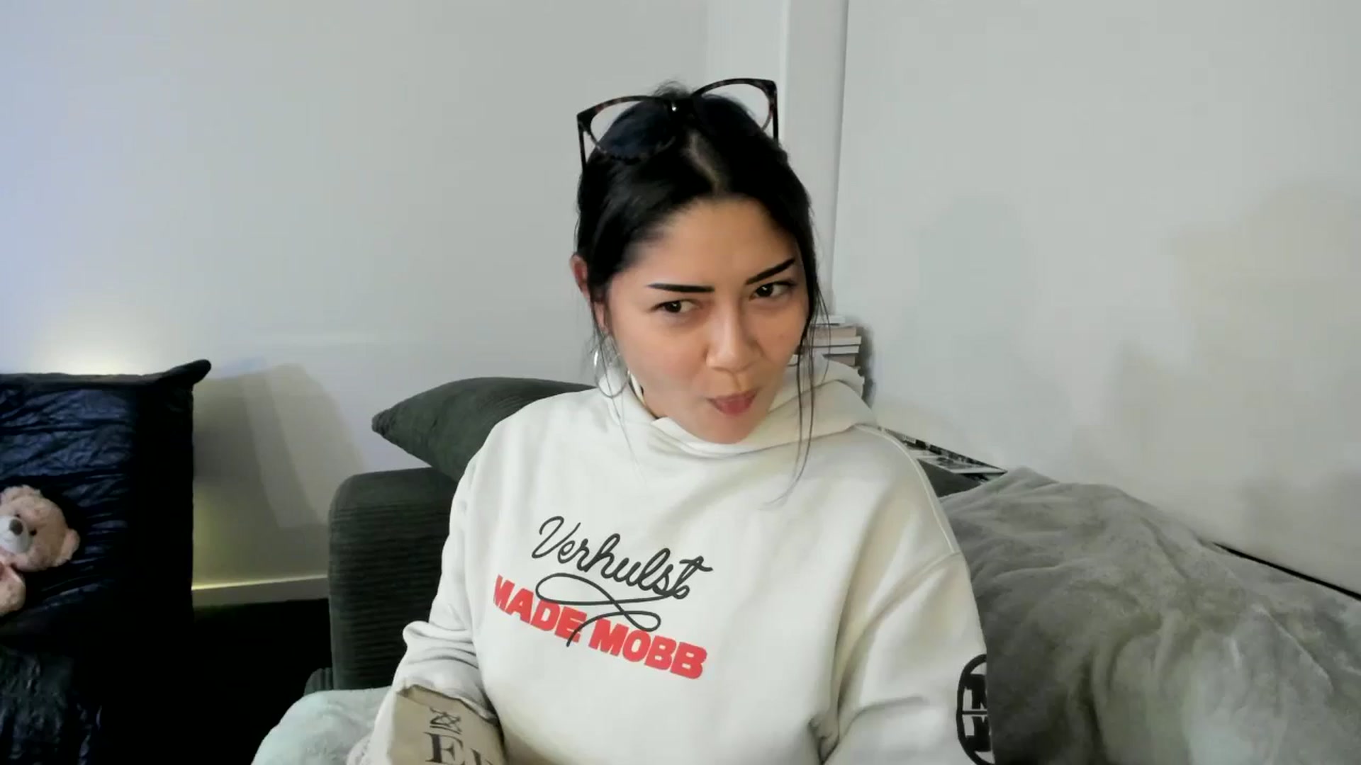 YourGoddessLu video thumbnail