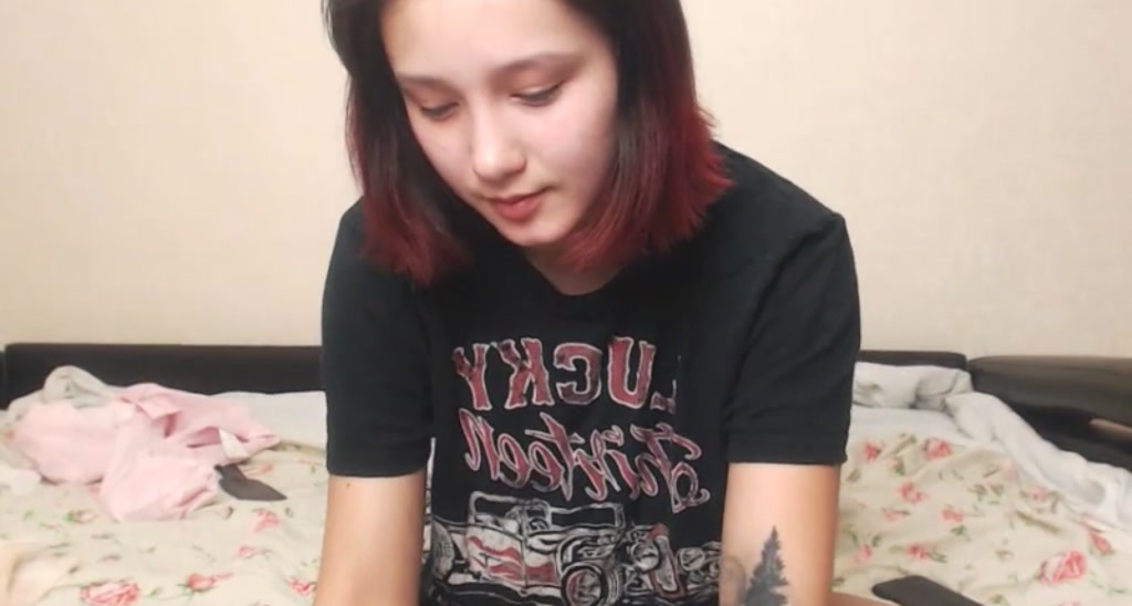 Littlewetgirl video thumbnail