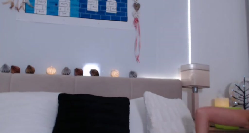 Ami_White video thumbnail