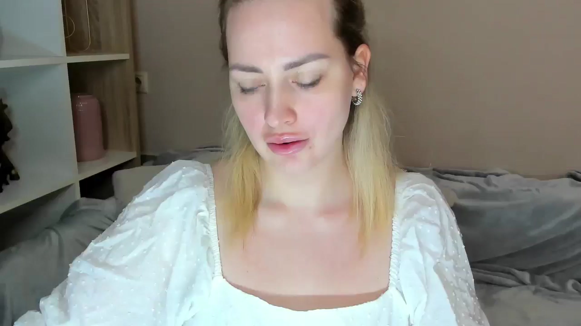 Katy__Berry video thumbnail