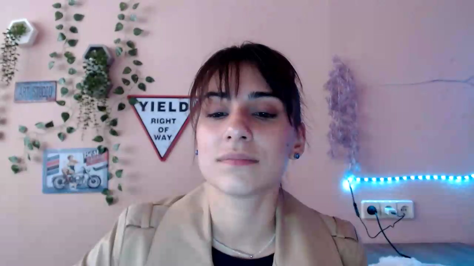 K_Sandra video thumbnail