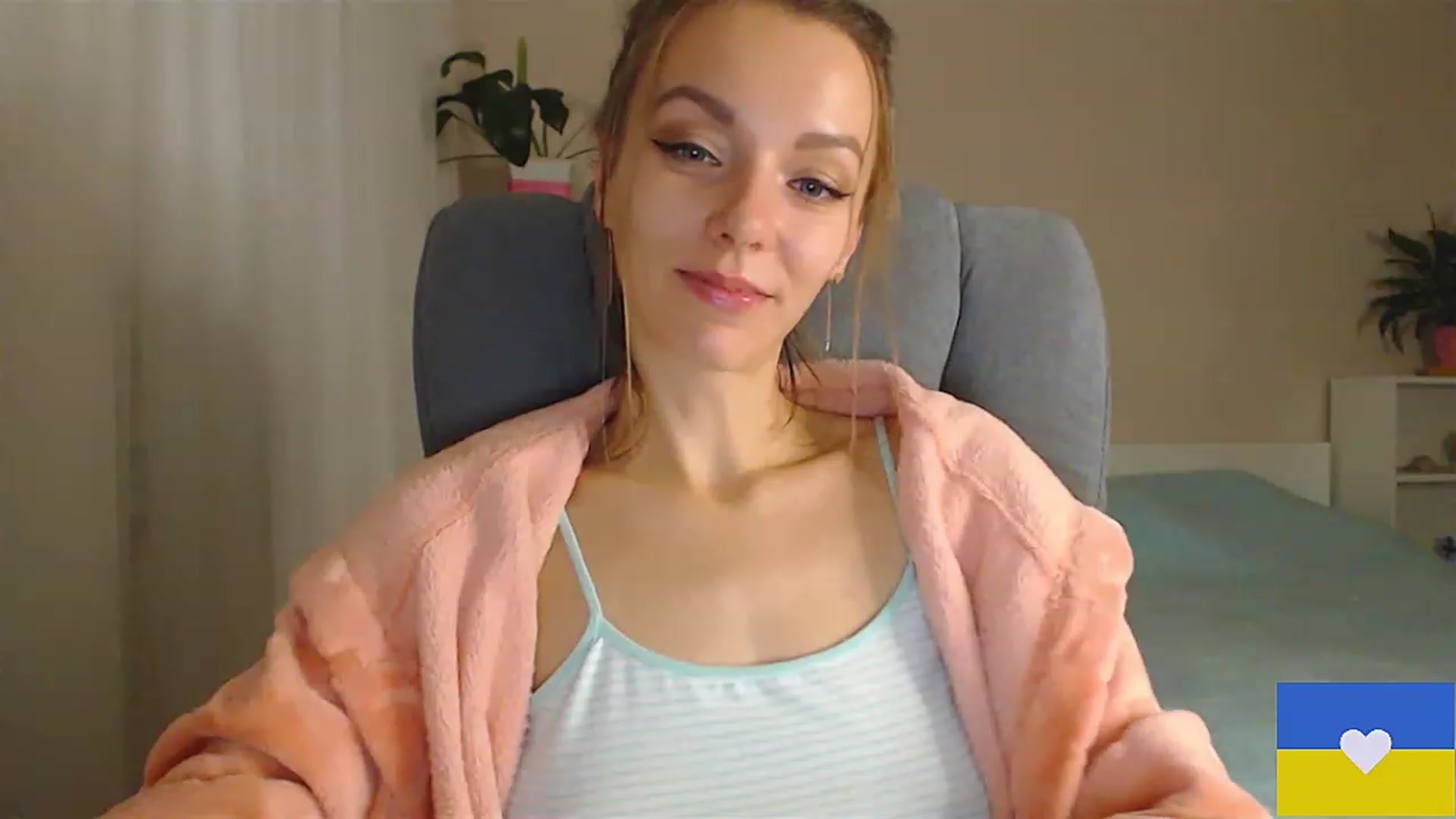 Divine_Phenix video thumbnail