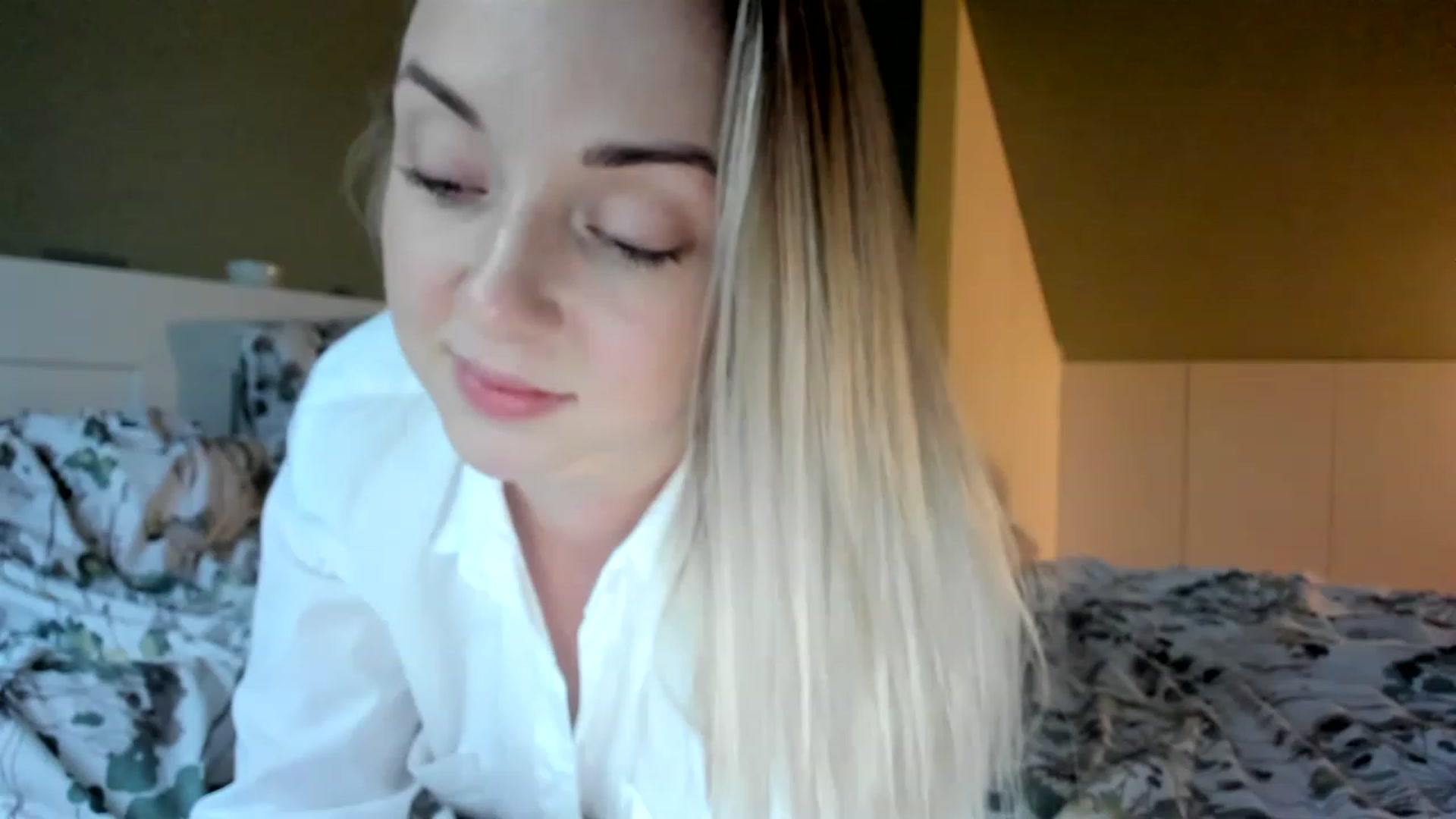 AliceSmiley video thumbnail