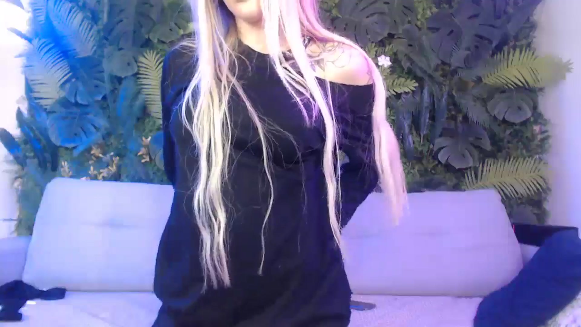 Horny_Blond video thumbnail